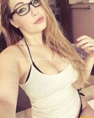 Анкета проститутки Викуся - метро Южное Бутово, возраст - 25